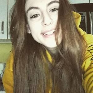 Meet your Posher, Michaela